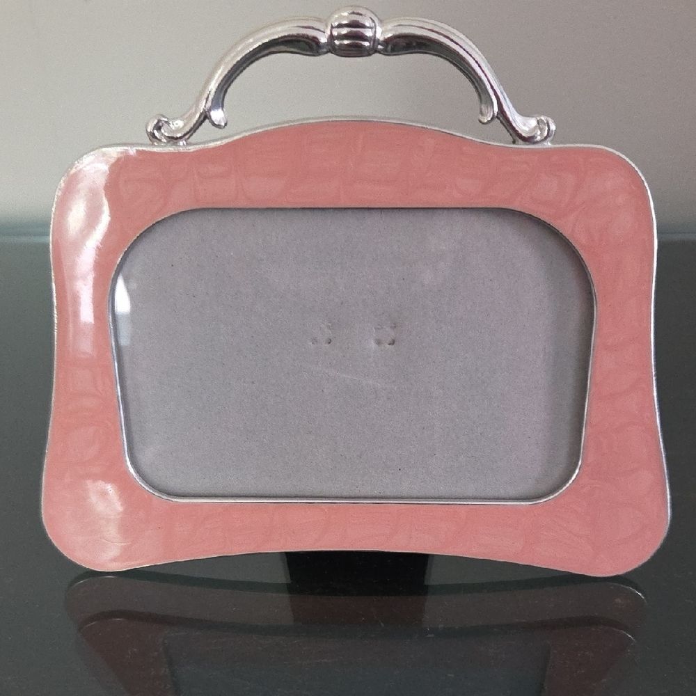 Picture Frame With Handle